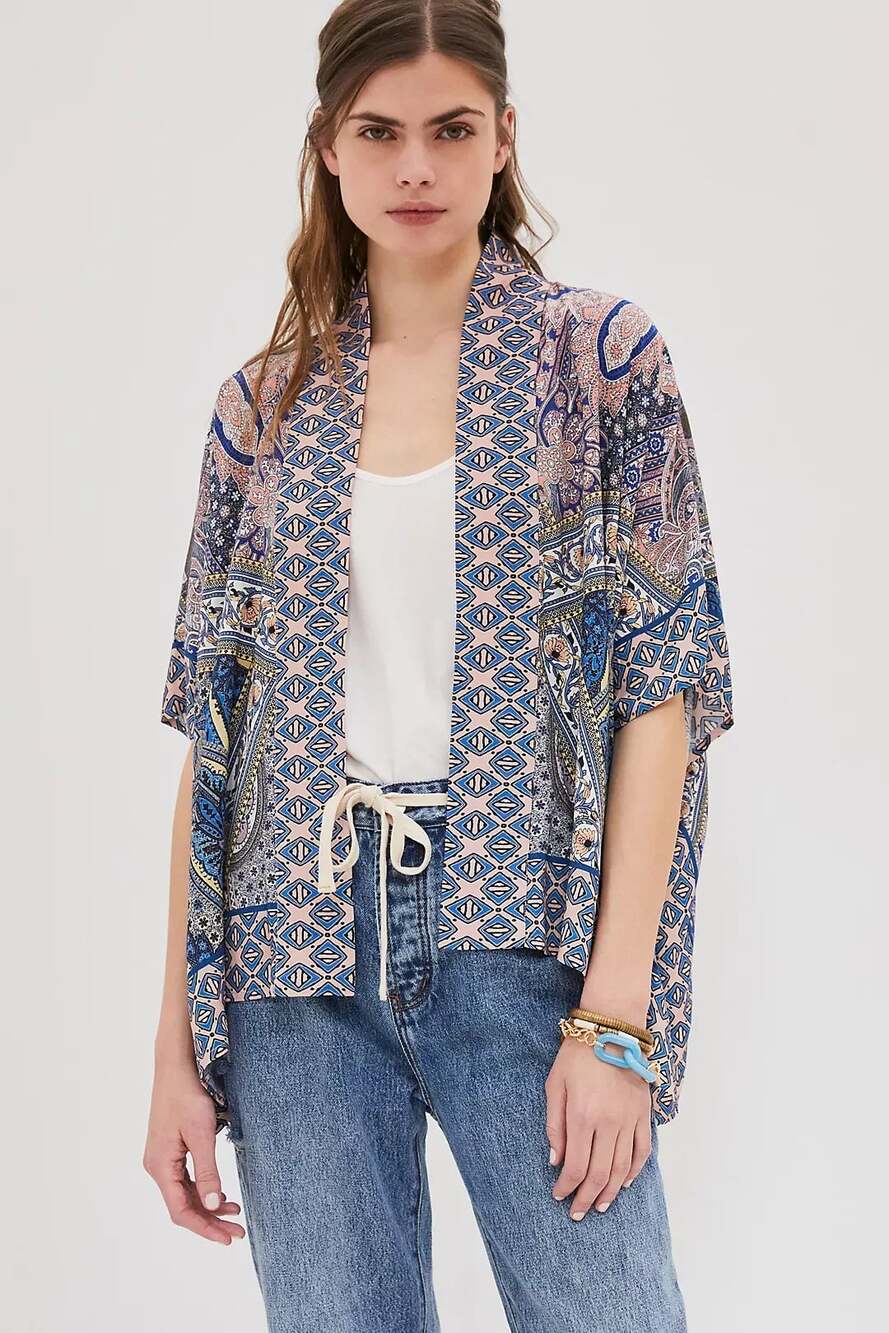Bl-nk Aletha Cropped Kimono